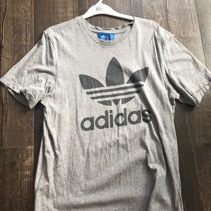 Sweat pant grey adidas logo t shirt